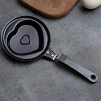 Heart-Shaped Nonstick Breakfast Pan — product image 2
